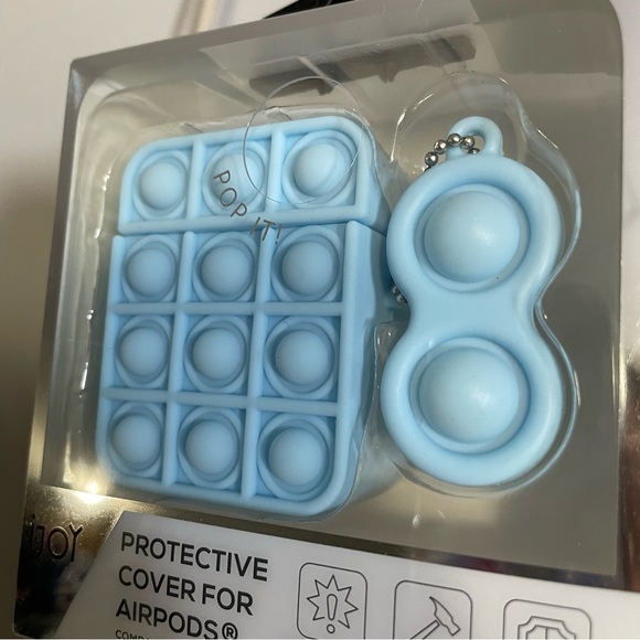 iJoy Pop It AirPod Case with keychain pop it -‎ Blue - Picture 3 of 3
